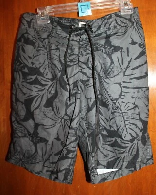 ST. JOHN'S BAY Men's Small SWIMMING/BOARD SHORTS/TRUNKS (lined; black/gray) EUC - Image 1 of 2