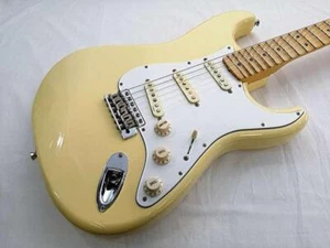 FENDER JAPAN CUSTOM EDITION ST72-140YM Electric Guitar Used From Japan - Picture 1 of 20