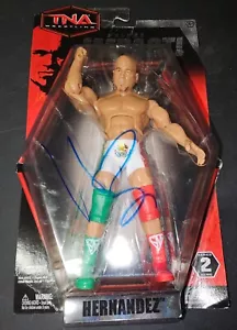 Firmado Autografiado TNA Wrestling Jakks 2010 Deluxe Impact! Serie 2 Hernández - Imagen 1 de 4