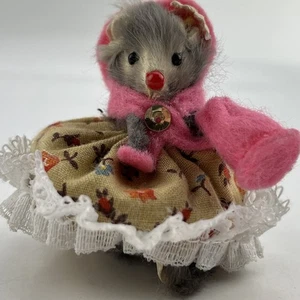 Juguetes de piel originales de colección Alemania Occidental ratón caprichoso victoriano con bolsa rosa - Imagen 1 de 7