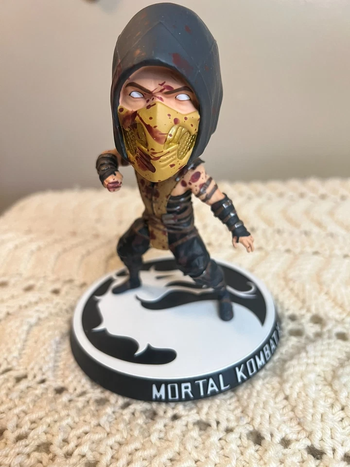2016 Mortal Kombat X 6" Bobblehead Bloody Scorpion - Imagem 1 de 4