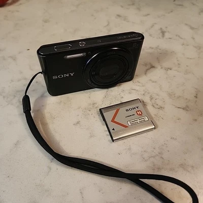Sony Cyber-shot DSC-W830 20.1MP Digital Camera - Black  Tested Works Fine - Image 1 of 4