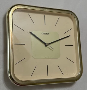 Vintage Citizen Quartz Wanduhr 70er Jahre Gold & Schwarz Made In Japan funktioniert  - Bild 1 von 9