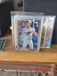 2025 Topps Chrome RC Baseball (16) carte Rookie con inserti carte. Confezione Mistery - Foto 1 di 11