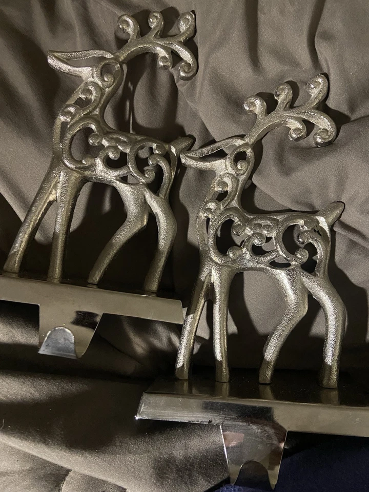 Lote 2 perchas y base ponderada vintage de ciervo de Navidad Foto 1 de 4