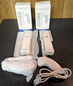 Voyee Set of 2 ~ Remotes Wii/ Wii U Console Game Controllers Wireless Bluetooth - Picture 1 of 9