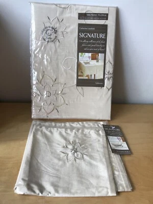 LUCY Table Runner and Pair of Matching Napkins from Catherine Lanesfield - Image 1 of 4