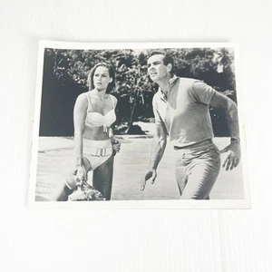 Vintage James Bond Sean Connery Ursula Andress Dr No Lobby Card Photograph - Picture 1 of 3