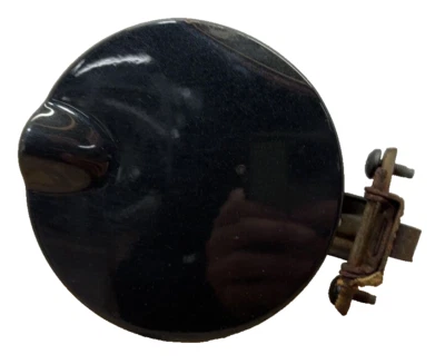 Jeep Liberty 2008 2009 2010 11 12 puerta del tanque de combustible OEM: 57010161AB - ver fotos Foto 1 de 4