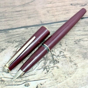 MONTBLANC FOUNTAIN PEN NIB:EF VINTAGE BURGUNDY W.GERMANY RED A415 - Picture 1 of 11