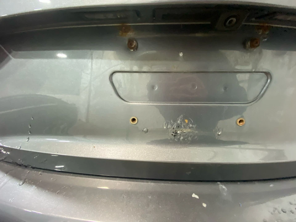 Used Deck Lid fits: 2015 Volkswagen Passat Sdn w/rear view camera Grade A - Изображение 1 из 4