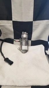 Ferrari / Lamborghini / Maserati OEM Lower PAS Hydraulic Oil Pump - Picture 1 of 10