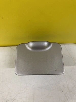 1998-2005 KIA SEDONA FRONT ASH TRAY K55AC64610 SILVER - Image 1 of 4