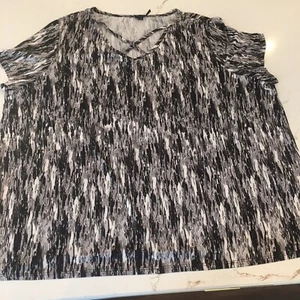 Short Sleeve Black & White Abstract Streak Plus Size Shirt 3x - Picture 1 of 5