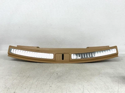 ⭐2015-2018 PPORSCHE MACAN S ЗАДНИЙ БАГАЖНИК ЗАМОК ЗАЩЕЛКА ПОРОГ ПОТЕРТОСТИ ПЛАСТИНА OEM ЛОТ 2575 - Изображение 1 из 4