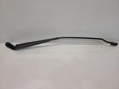 2001 VW Golf GL (Hatch) Passenger Right Front Wiper Arm - Image 1 of 4