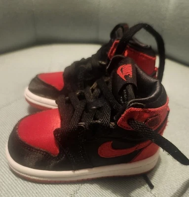 Air Jordan 1 Retro High OG (TD) Toddler Kids Shoes SZ 4C Satin Bred FD5305-061 - Image 1 of 4