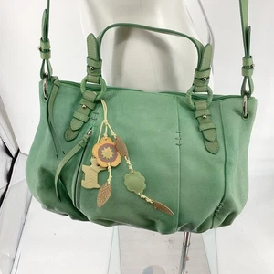 RADLEY Women's Green Leather Shoulder Bag With Leather charm + Inner Pockets TH - Picture 1 of 20