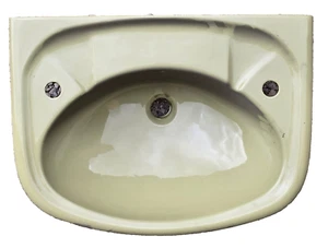 Barrhead IONA 56cm 2TH Basin In AVOCADO    (no pedestal) - Picture 1 of 2