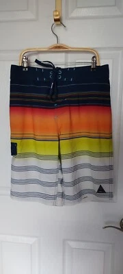 TRINITY BOARD SHORTS MULTICOLOR Hombre Talla 28 Foto 1 de 4