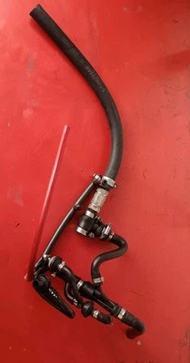 Оригинальный дышащий картер двигателя PCV Audi A4 B5 1,8 Т 20 В с вакуумными шлангами - Изображение 1 из 4