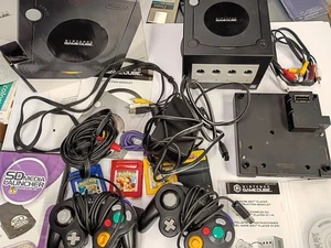 Gamecube Nintendo + Gameboy Player & Disc + Red Blue Yellow Pinball Pokémon - Picture 1 of 13