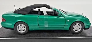 Mercedes Collection CLK Cabriolet 320 Model Car 1:18 Green convertible top - Afbeelding 1 van 24