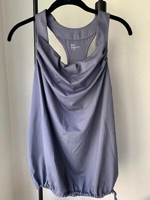 Camiseta sin mangas deportiva Gap Fit Body Built In Bra Foto 1 de 3