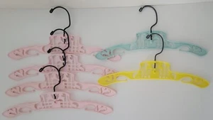 Vintage Lambs Plastic Swivel Baby Hangers Lot of 6 - Picture 1 of 2