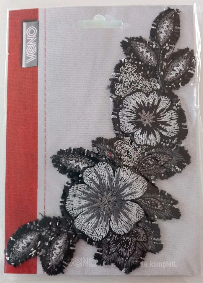 Blumen Blüten zum Aufnähen Flicken Aufnäher Patch zum Verziehren - Bild 1 von 1