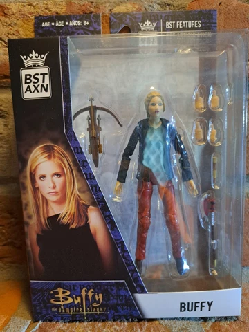 Bst Axn Buffy The Vampire Slayer Buffy 5in Action Figure Loyal Subjects weapons Cover