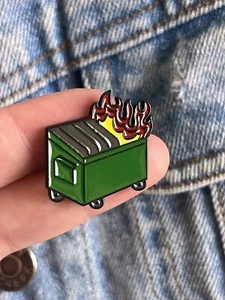 Dumpster Fire Funny Enamel Pin - Excellent Condition - Picture 1 of 4