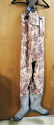 Lacrosse Waders Advantage Max-4 HD Duck Blind 1000g Ultra Thinsulate Size 9 - Image 1 of 4