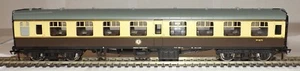 BACHMANN 39-054C MK1 SO SECOND OPEN COACH BR CHOCOLATE Y CREMA - Imagen 1 de 3