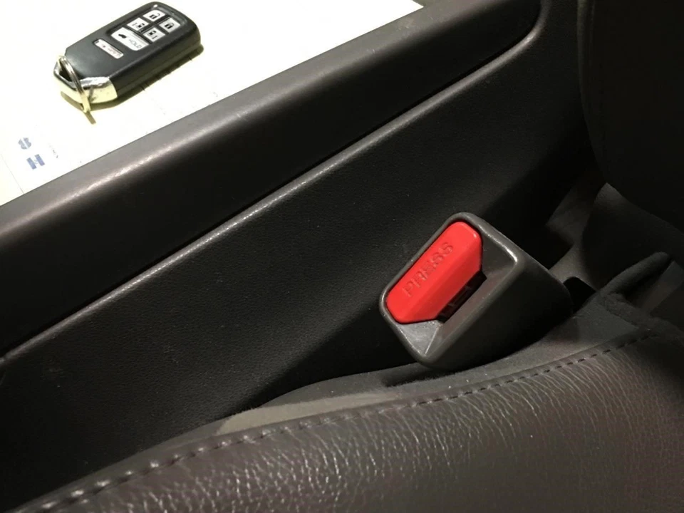 Seat Belt Front Bucket Seat Driver Buckle Fits 11-17 ODYSSEY 2393412 Foto 1 de 1