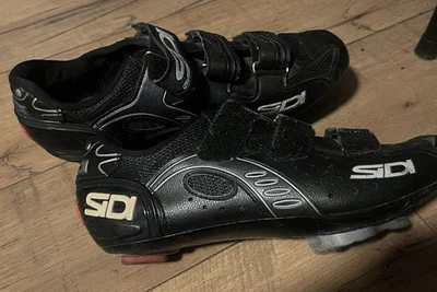Sidi Black Road Cycling Bike Shoes Size EU 42 With Clips - Image 1 of 4