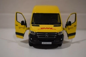 FURGONETA DIECAST DHL MERCEDES SPRINTER MODELO FURGONETA APERTURA PUERTAS ESCALA 1/48 - Imagen 1 de 4