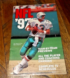 NFL '97 TV Guide Booklet Dan Marino Miami Dolphins Football Team Reviews - Picture 1 of 2