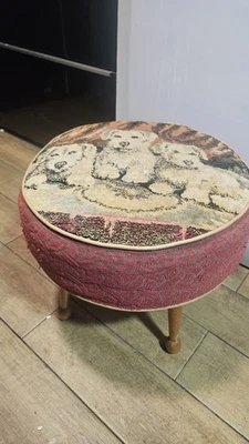 Vintage Hanley Pouffe Foot Stool drumstick legs  dogs scene top secret santa ?? - Image 1 of 4