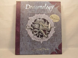 DRAGONOLOGY The Frost Dragon Species Guide - Foto 1 di 9