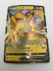 Pikachu V - 043/185 Vivid Voltage Ultra Rare Pokemon - Used - Picture 1 of 3