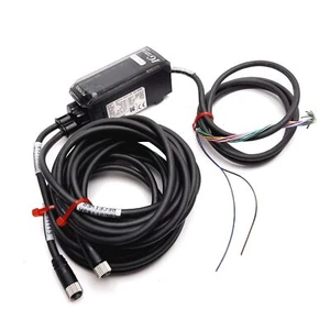 Keyence IG-1000 Laser-Mikrometer-Verstärkereinheit, 5-stelliges Display rot/grün 30 VDC - Bild 1 von 7