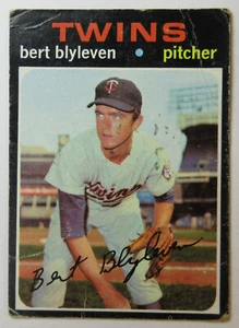 1971 Bert Blyleven Topps Card No. 26 (#617d) - Picture 1 of 2