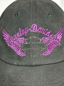 Gorra de béisbol Harley Davidson para motocicleta sombrero gancho y bucle negro púrpura estrás - Imagen 1 de 8