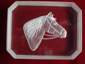 Vintage Laser Cut Pferdekopf Briefbeschwerer - Bild 1 von 1