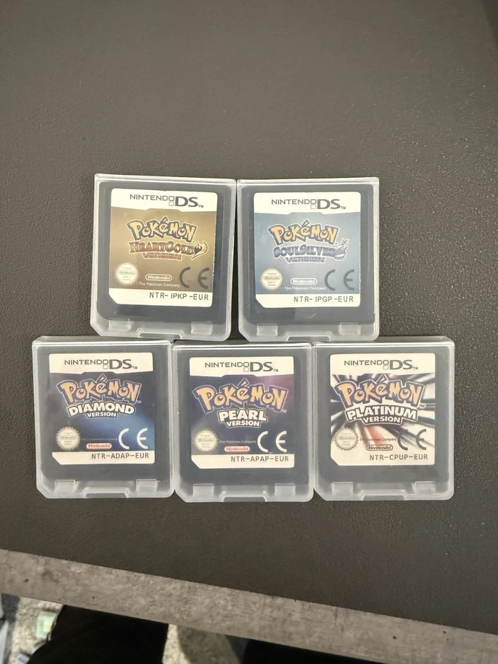 DS Pokemon Bundle 5 Game - Heart Gold, Soul Silver, Pearl, Diamond And Platinum - Image 1 of 1
