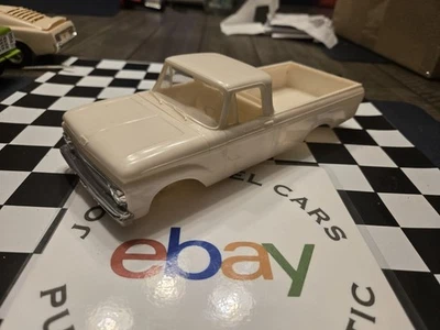 PIEZAS MODELO COCHE AMT 62 FORD PICKUP BOTÓN TORNILLO PIEZA SIN PINTAR BONITO LIMPIO  Foto 1 de 4