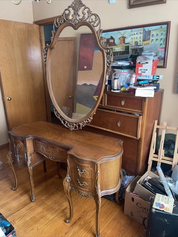 French Early 1930s Carved Vanity Makeup Dressing Table with Mirror  50X19X30 Cover