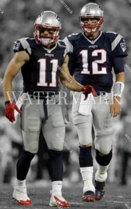 CY685 Tom Brady - Julian Edelman New England 8x10 11x14 16x20 Spotlight Photo - Picture 1 of 1
