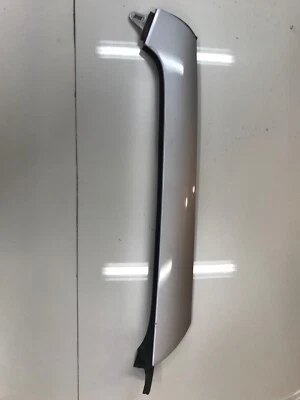 Moldura parabrisas Chrysler Crossfire lado izquierdo 2004-2008 Foto 1 de 2